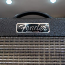 Load image into Gallery viewer, Fender Blues Junior III 15w Tube Combo Guitar Amp with Reverb - (Pre-Owned)