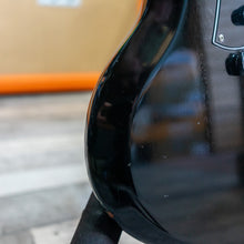 Load image into Gallery viewer, Gibson SG Standard - 2010 - Ebony w/Hard Case - (Pre-Owned)