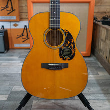 Load image into Gallery viewer, Cort Luce L300 V Natural