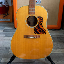 Load image into Gallery viewer, Gibson J-35 30s Faded Electro Acoustic Guitar in Natural - (Pre-Owned)
