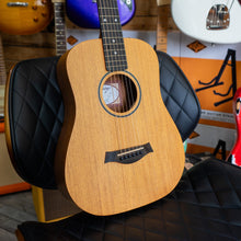 Load image into Gallery viewer, Taylor BT2 Baby Taylor with Taylor Gig Bag - (Pre-Owned)