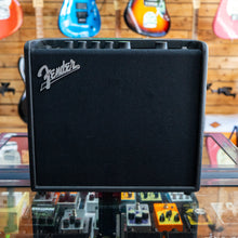 Load image into Gallery viewer, Fender Mustang LT25 Guitar Amp - (Pre-Owned)