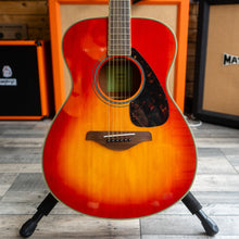 Load image into Gallery viewer, Yamaha FS820 Acoustic Guitar in Autumn Burst