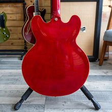 Load image into Gallery viewer, Epiphone ES-335 in Cherry - (Pre-Owned)