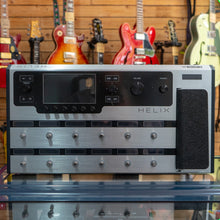 Load image into Gallery viewer, Line 6 Helix Floor Guitar Amp Modeller and Multi Effects Processor in Limited Edition Platinum - (Pre-Owned)