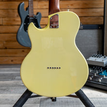Load image into Gallery viewer, Shergold Provocateur SP01-SD in Dirty Blonde with Hard Case - (Pre-Owned)