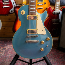 Load image into Gallery viewer, Gibson 2015 Les Paul Deluxe in Metallic Pelham Blue with Aluminium Case - (Pre-Owned)