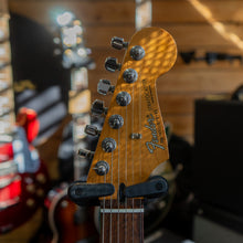Load image into Gallery viewer, Fender Deluxe Lonestar Stratocaster in Arctic White - (Pre-Owned)