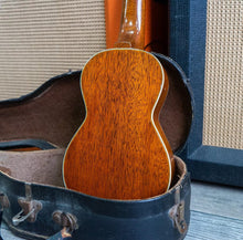 Load image into Gallery viewer, Gibson Ukulele-2 - 1930s/1940s Vintage Ukulele - (Pre-Owned)