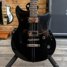 Load image into Gallery viewer, Yamaha Revstar Element RSE20 Electric Guitar in Black (Pre-Owned)