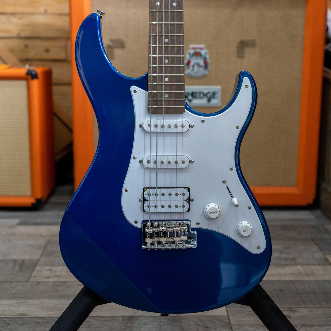 Yamaha Pacifica 012 Electric Guitar in Metallic Blue, Orange Crush 20 Amplifier, Lead and Tuner