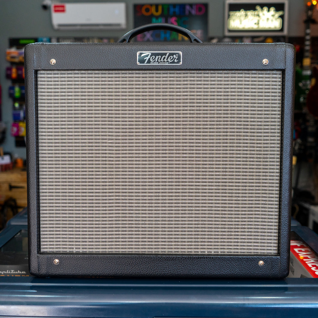 Fender Blues Junior III 15w Tube Combo Guitar Amp with Reverb - (Pre-Owned)