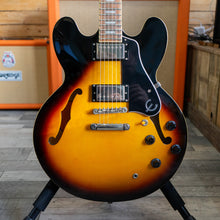 Load image into Gallery viewer, Epiphone ES-335 Pro in Vintage Sunburst - 2019 - (Pre-Owned)
