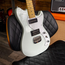 Load image into Gallery viewer, G&amp;L Fallout in Surf Green - (Pre-Owned)
