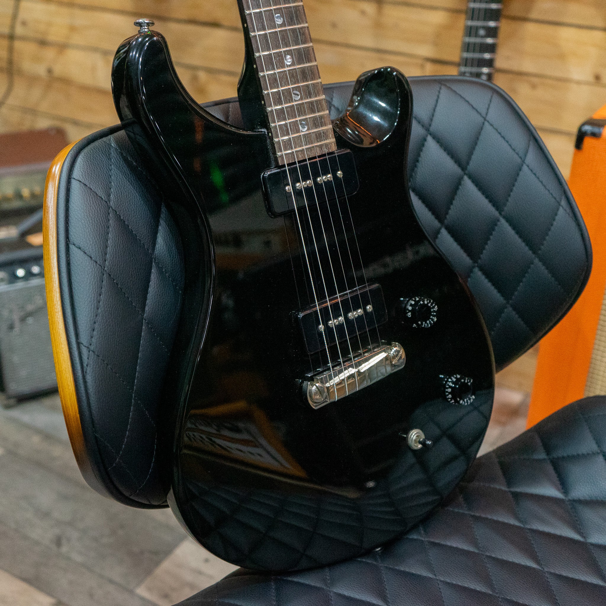 PRS SE Soapbar II in Black - (Pre-Owned) – Southend Music Exchange