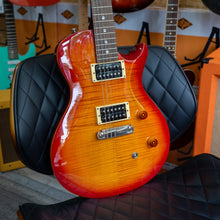 Load image into Gallery viewer, PRS SE Singlecut - Made in Korea - w/Hardcase (Pre-Owned)

