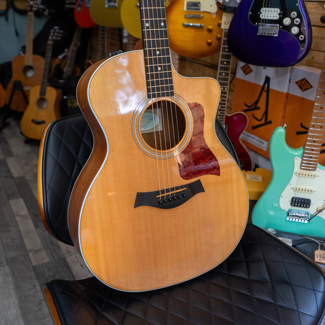 Taylor 214ce Electro Acoustic Guitar with Taylor Gig Bag - (Pre-Owned)