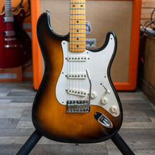 Load image into Gallery viewer, Fender MIM Stratocaster in Sunburst w/Hardcase - 2022 - (Pre-Owned)
