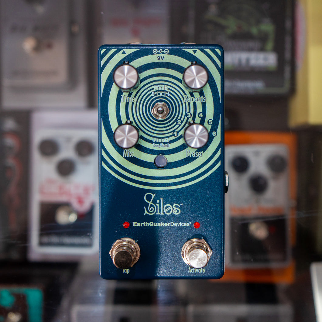 Earthquaker Devices Silos Multi-Generational Time Reflection Device