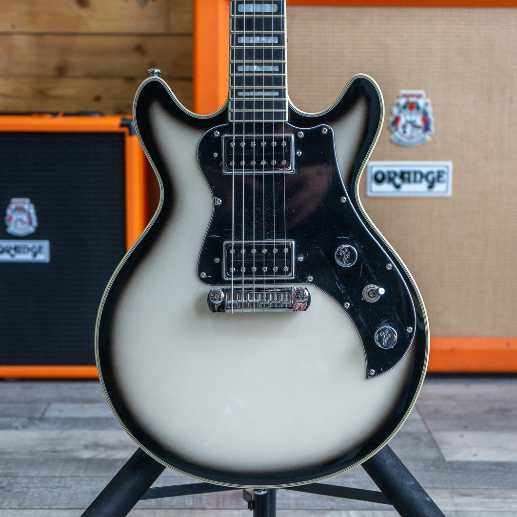 Hagstrom Megin in Grey Burst