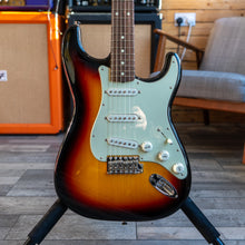 Load image into Gallery viewer, Fender Made in Japan Traditional &#39;60s Stratocaster in 3-Colour Sunburst - (Pre-Owned)
