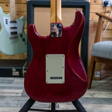 Load image into Gallery viewer, Fender American Deluxe &quot;Fat Strat&quot; Stratocaster in Cranberry with Hard Case - (Pre-Owned)
