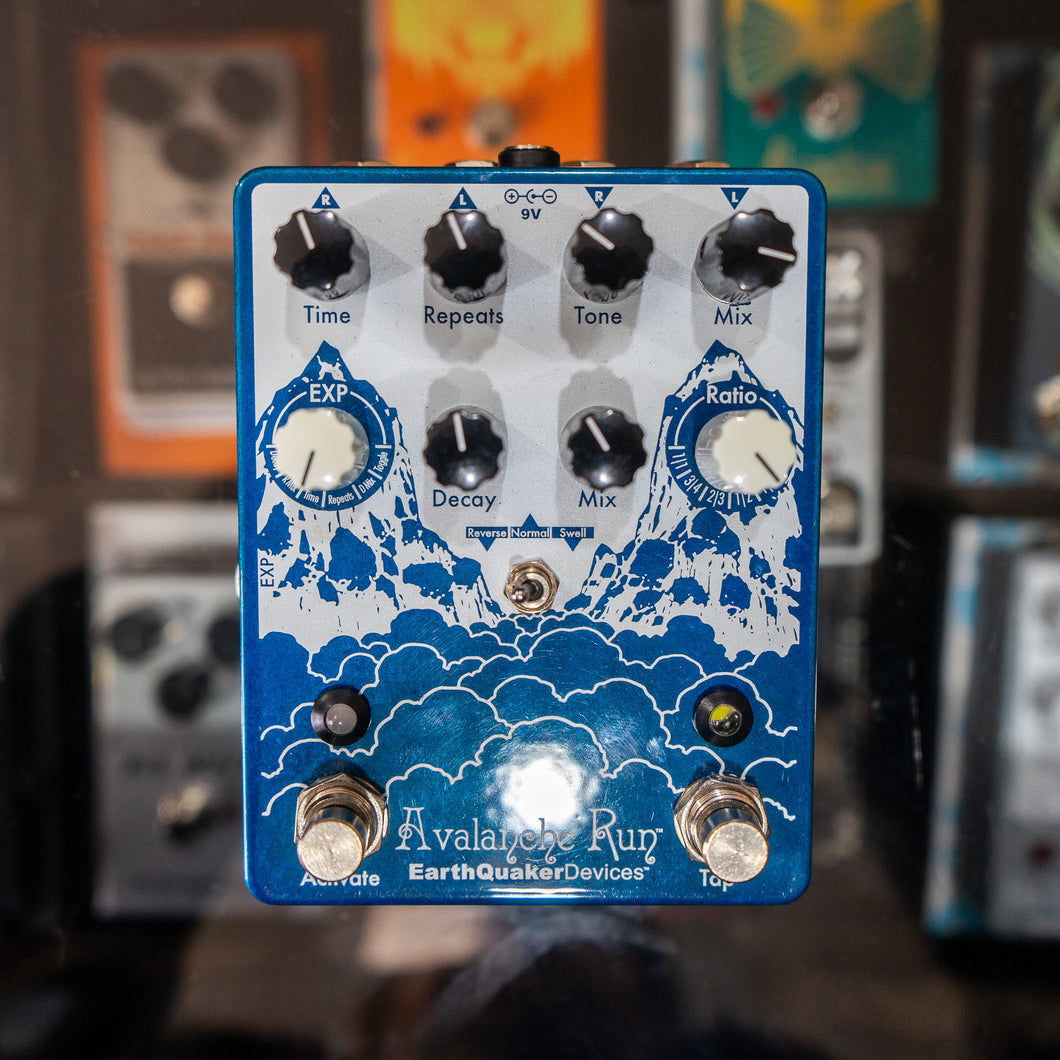 Earthquaker Devices Avalanche Run V1 - (Pre-Owned)