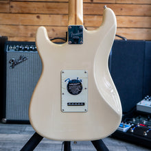 Load image into Gallery viewer, Fender American Standard Stratocaster in Olympic White - 2007 - (Pre-Owned)
