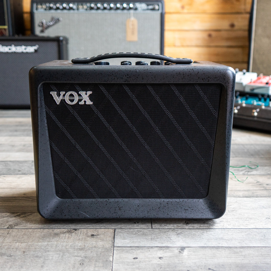 Vox VX15 GT 15W Modelling Guitar Amp Combo - (Pre-Owned)
