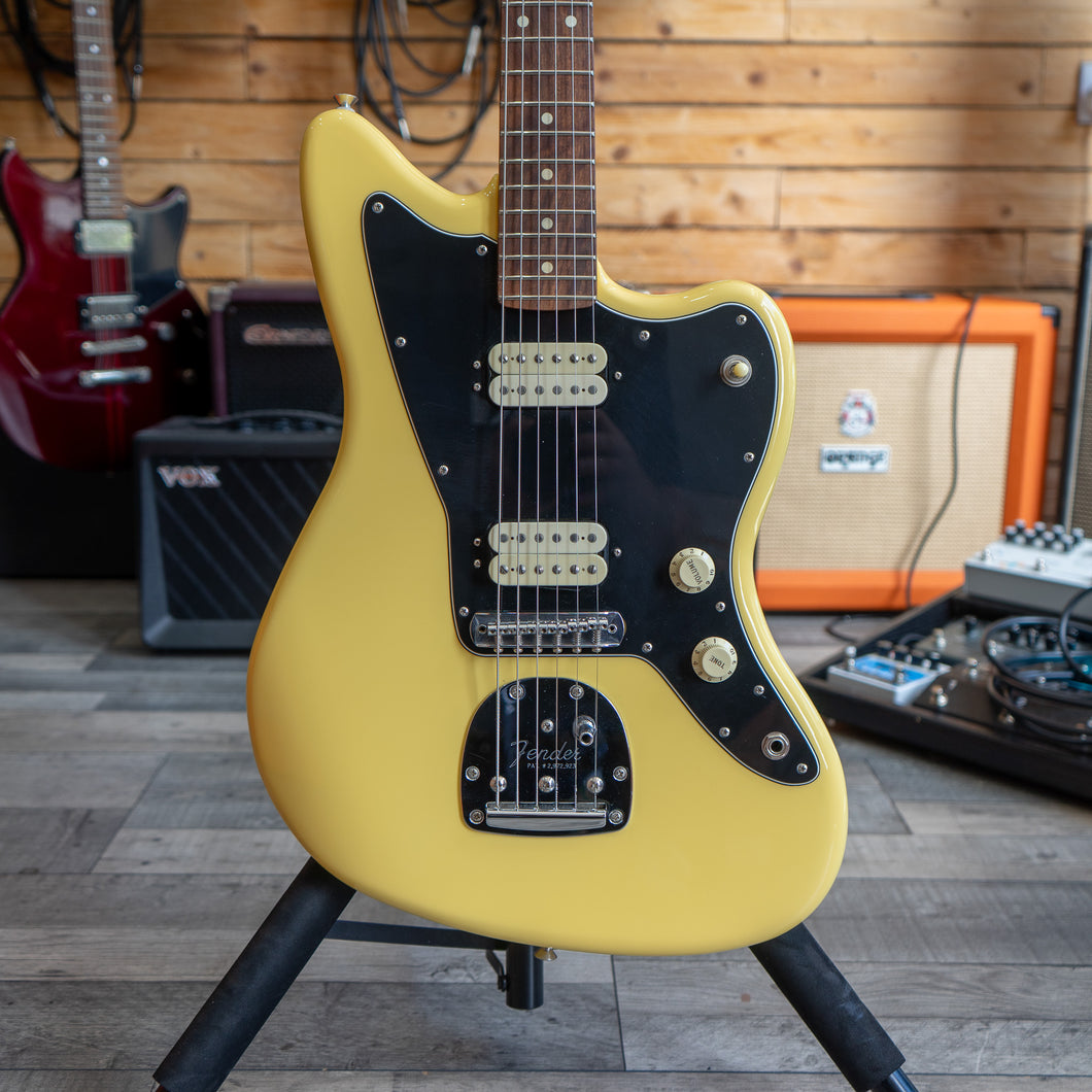 Fender Player Jazzmaster in Buttercream - (Pre-Owned)