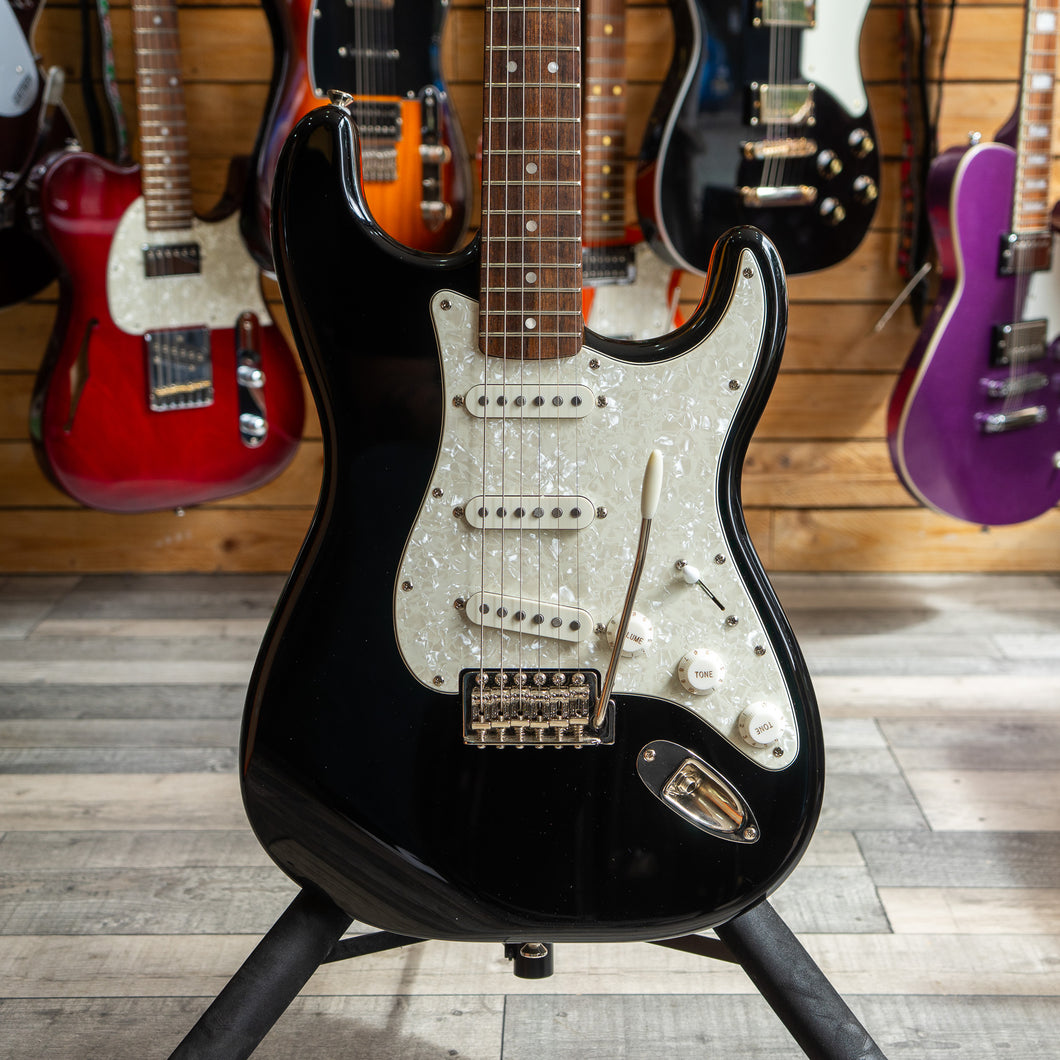 Squier Classic Vibe 70s Stratocaster in Black - (Pre-Owned)