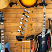 Load image into Gallery viewer, Fender Player Stratocaster in Sunburst with Roasted Maple Neck - (Pre-Owned)
