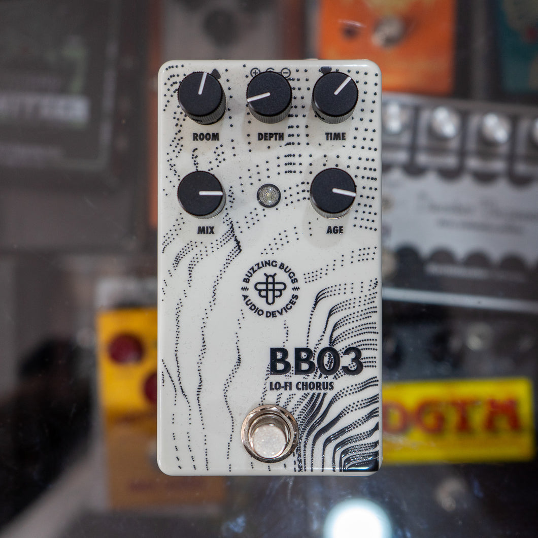 Buzzing Bees BB03 Lo-Fi Chorus - (Pre-Owned)