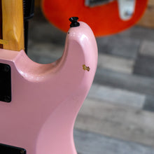 Load image into Gallery viewer, Hondo ZX100 in Shell Pink - 1986 - (Pre-Owned)
