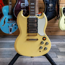 Load image into Gallery viewer, Epiphone G-400 Les Paul SG Custom in Antique Ivory - 2003 - (Pre-Owned)
