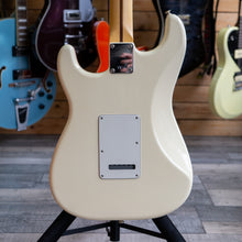 Load image into Gallery viewer, Fender MIM Standard Stratocaster in Arctic White - (Pre-Owned)
