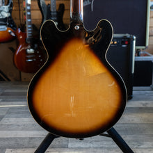 Load image into Gallery viewer, Gibson ES-335 in Vintage Burst - (Pre-Owned)
