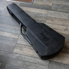 Load image into Gallery viewer, Gibson Les Paul Standard w/ Original Hard Case and Paperwork- 1981 - (Pre-Owned)
