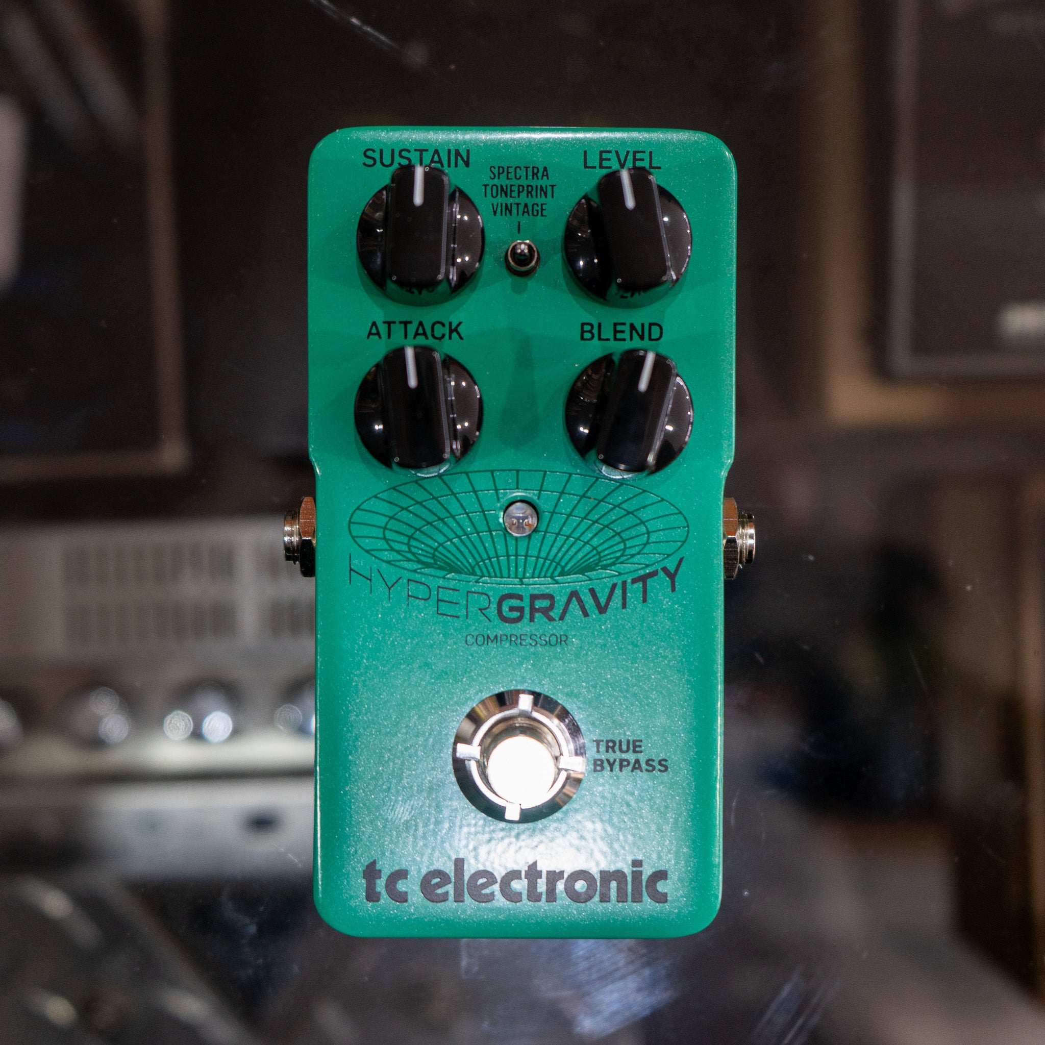 tc electronic hypergravity compressor pedal TC Electronic HyperGravity Multiband Compressor