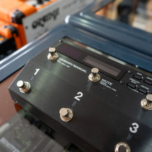 Load image into Gallery viewer, Boss ES8 Effects Switching System - (Pre-Owned)
