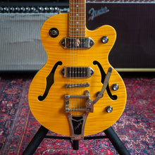 Load image into Gallery viewer, Epiphone Wildkat in Vintage Natural - (Pre-Owned)
