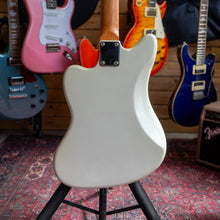 Load image into Gallery viewer, Artist Grungemaster in White - (Pre-Owned)
