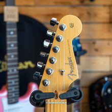 Load image into Gallery viewer, Fender American Standard Stratocaster in Black with Noiseless Pickups and Hardcase - 2008 - (Pre-Owned)
