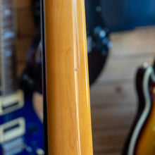 Load image into Gallery viewer, Fender Vintera II 60s Jazz Bass in Lake Placid Blue - (Pre-Owned)
