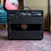 Load image into Gallery viewer, Fender Super Champ XD Guitar Amplifier - (Pre-Owned)
