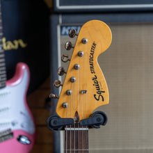 Load image into Gallery viewer, Squier Classic Vibe '70s Stratocaster Hardtail Electric Guitar in Mocha - (Pre-Owned)
