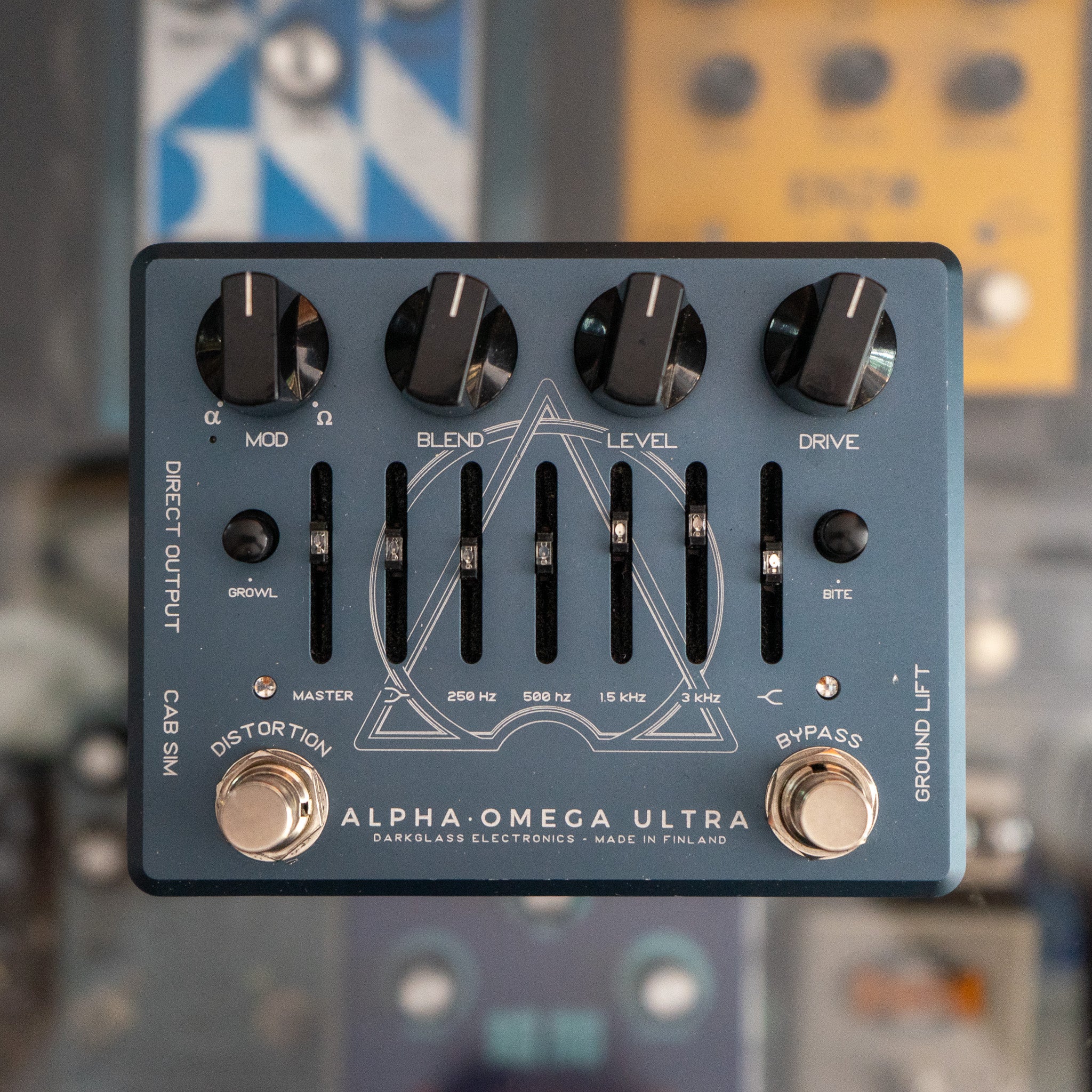 Darkglass Alpha Omega Ultra V2 Bass Preamp Pedal - (Pre-Owned