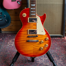 Load image into Gallery viewer, Gibson Les Paul Standard in Cherry Burst with Hardcase - 2015 - (Pre-Owned)
