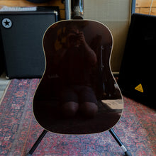 Load image into Gallery viewer, Gibson J-45 Standard 12-String in Vintage Sunburst with Gibson Hardcase - (Pre-Owned)
