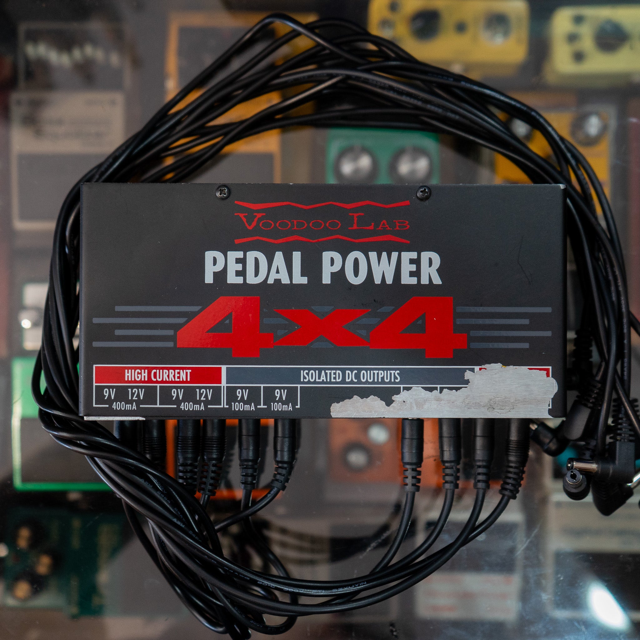 Voodoo Lab Pedal Power 4x4 Power Supply